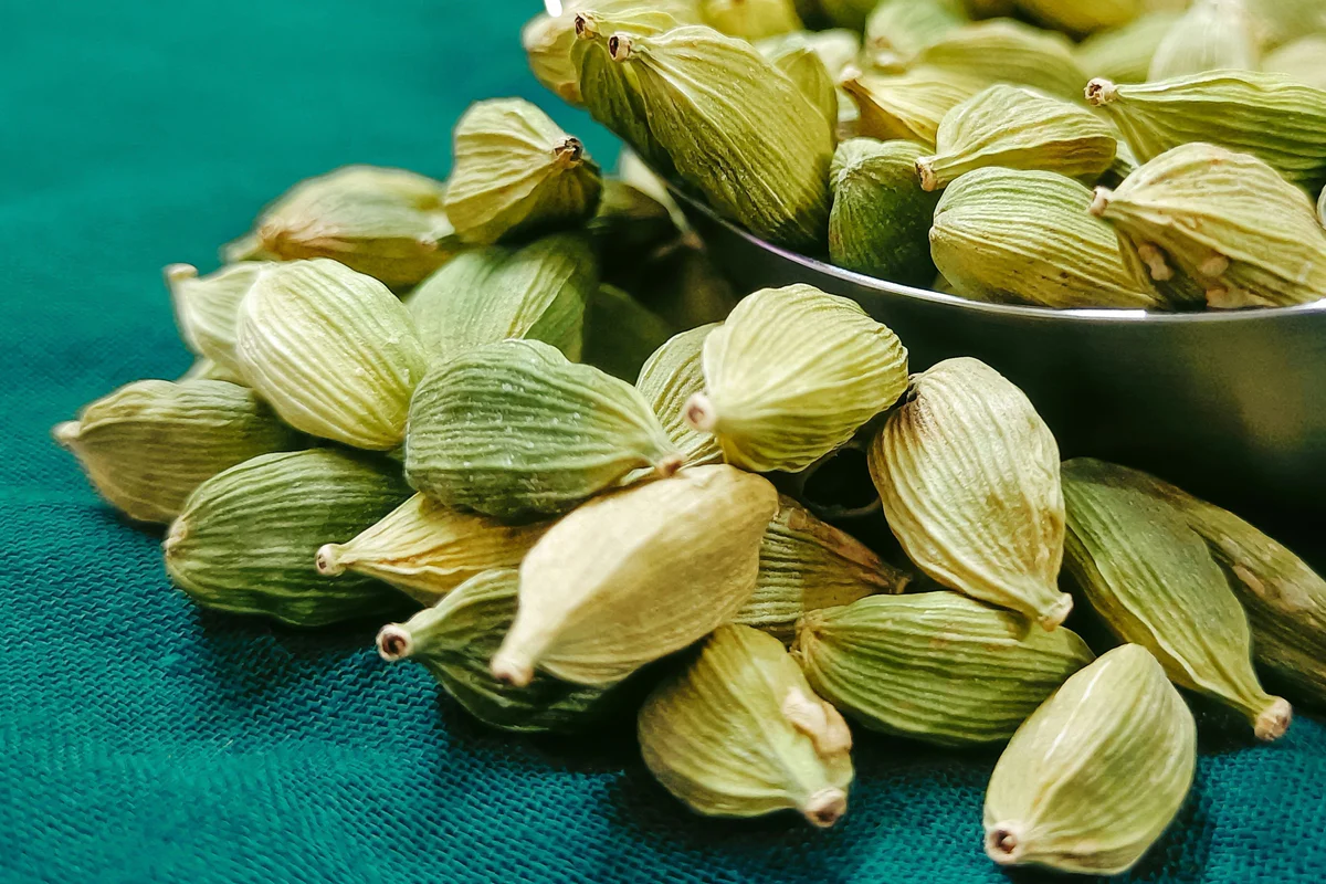 Cardamom - Dev Tandoor Industries